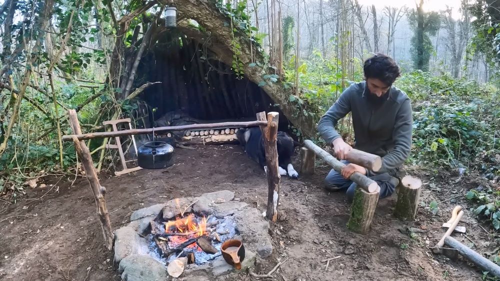 SnapSave.io-7 Days SOLO SURVIVAL CAMPING In RAIN, THUNDER - Building Warm BUSHCR.jpg